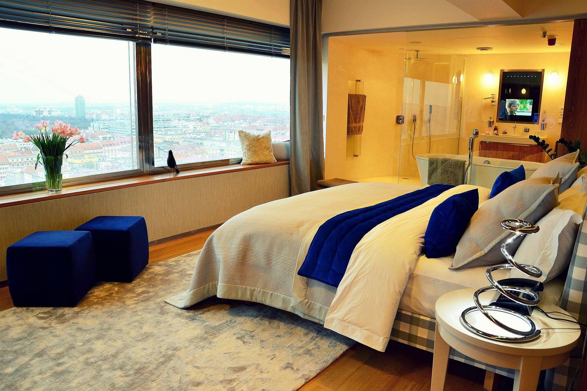 One Room Hotel Prague Exterior photo